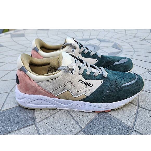 Karhu Finland ARIA Linnut Silver Burch June Bug Unisex Trainers 12 - Picture 2 of 10